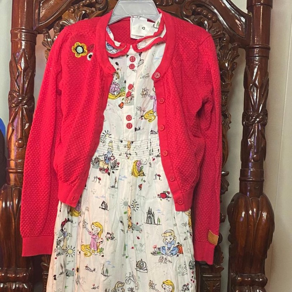 BARELY WORN Disney Princess dress w sweater sz 5/6